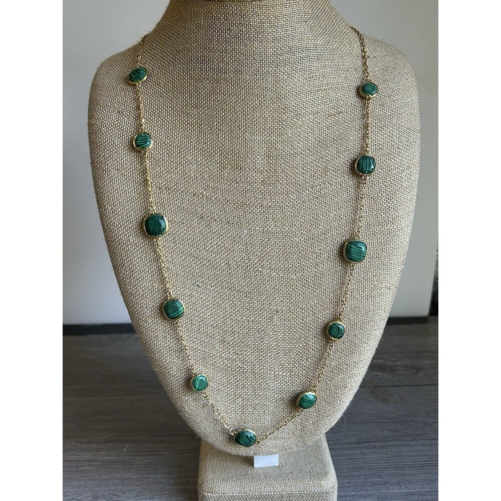 Lovely Gold Tone Faux Malachite Necklace. Measures 36"